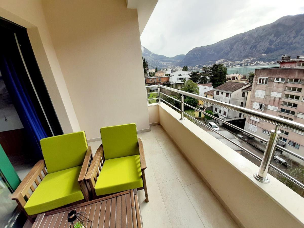 Maritimo Di Cattaro****Lux Apartment With Garage Exterior photo