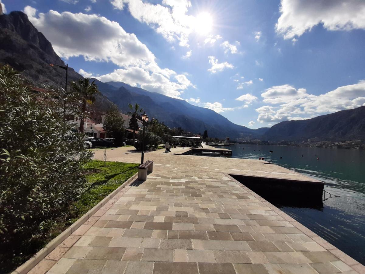 Maritimo Di Cattaro****Lux Apartment With Garage Exterior photo